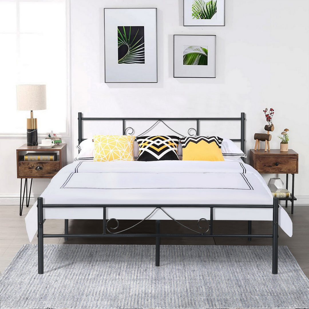 FurnitureR Metallbettgestell (140 x 200 cm) mit Kopf- und Fußteil, Plattformbett mit Stauraum unter dem Bett, geräuschlos, kein Lattenrost erforderlich, Schwarz