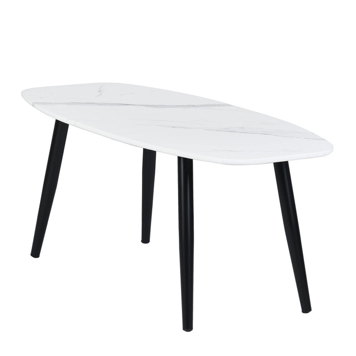 Table basse minimaliste en bois avec pieds fuselés en bois massif de Furniture R Kenna